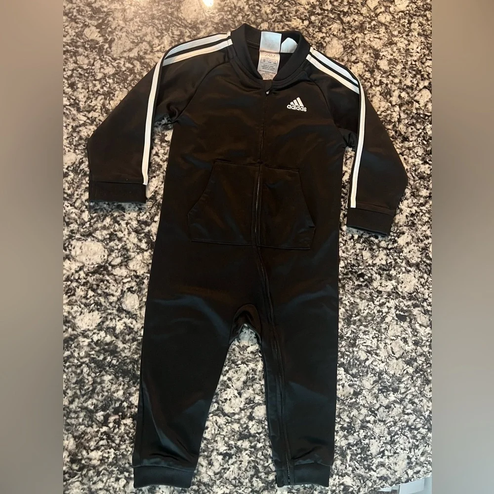 Adidas Black White Long Sleeve 3 Stripe Tricot Coverall Size 24M (0805)